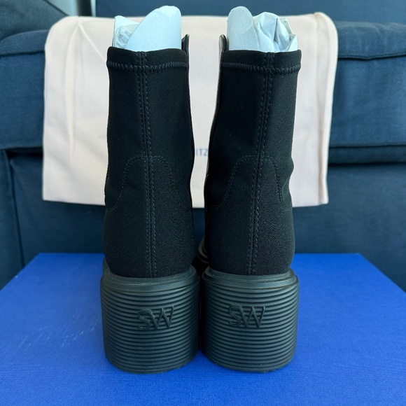 Stuart Weitzman SoHo Bootie - Picture 5 of 8